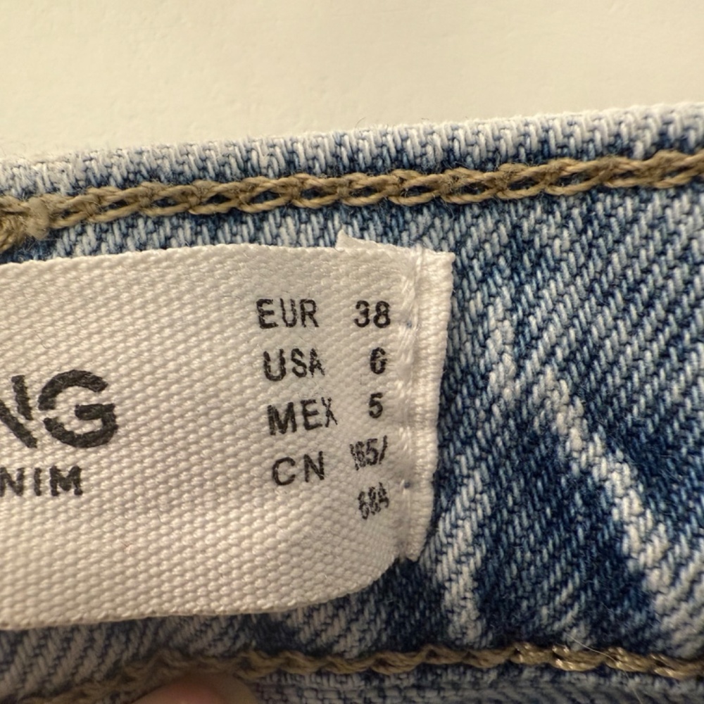 Mango High Rise Light Blue Jeans - Picture 3 of 3